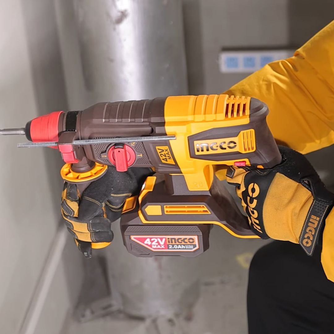 Ingco 42V Rotary Hammer SDS Plus Kit | 26 mm | Brushless | P40M
