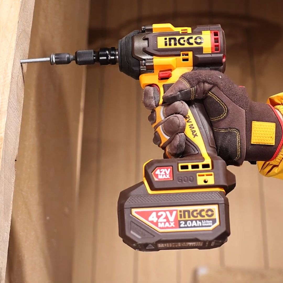 Ingco 42V Impact Wrench 1/2" Kit | 600 Nm | Brushless | P42M