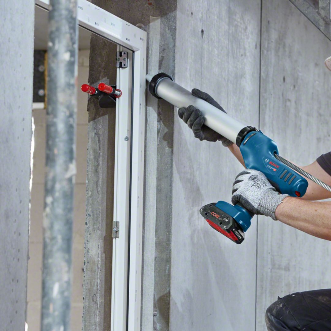 Bosch Professional 18V Caulk Gun | GCG 18V-600