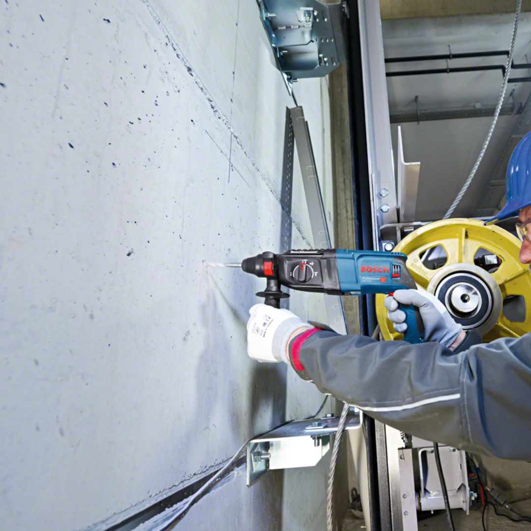 Bosch Professional Rotary Hammer 830W | GBH 2-26