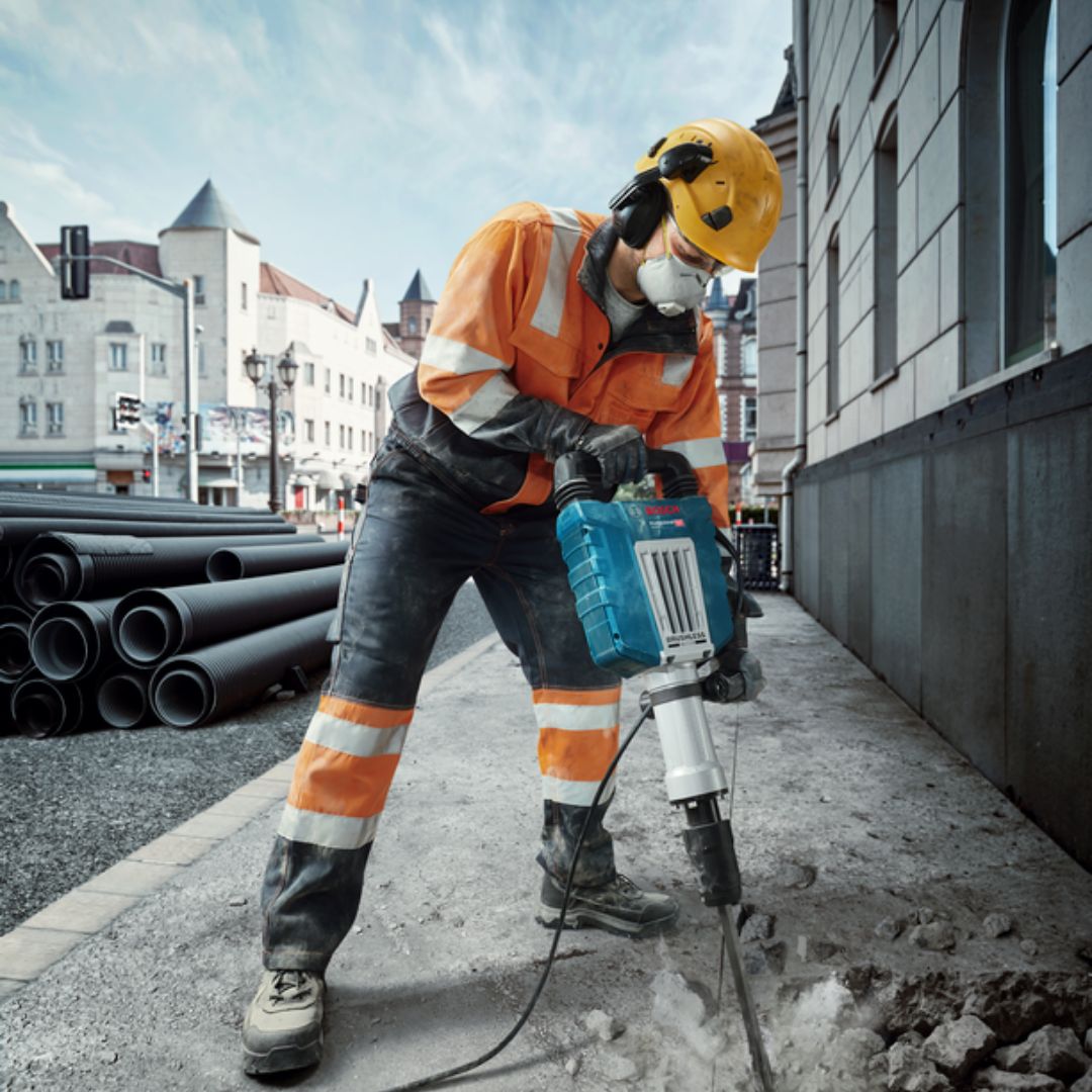 Bosch Professional Demolition Hammer 1 750W | GSH 14 C