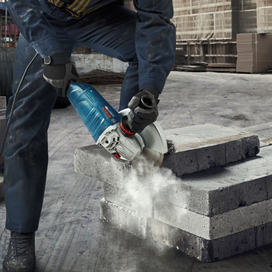 Bosch Professional Angle Grinder 2 400W | GWS 24-180 P