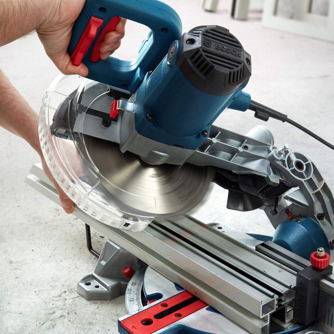 Bosch Professional Mitre Saw 1 300W | GCM 216