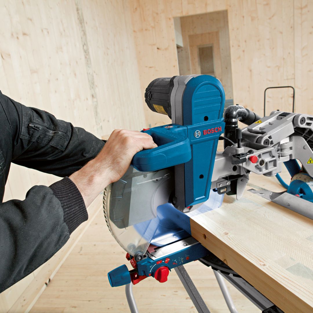 Bosch Professional Mitre Saw 2 000W | GCM 12 GDL