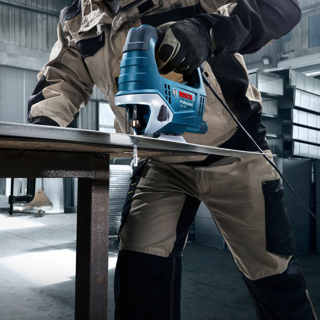 Bosch Professional Jigsaw 520W | GST 570