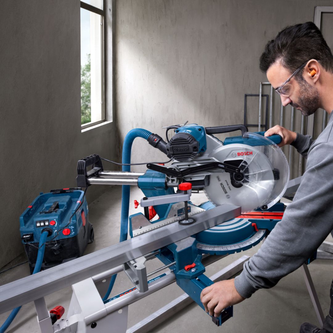 Bosch Professional Mitre Saw 1 800W | GCM 340-305 D
