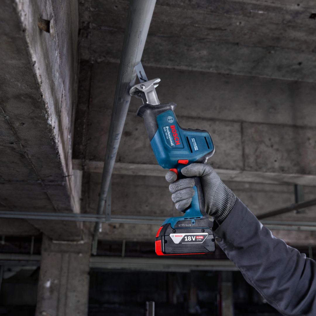 Bosch Professional 18V Reciprocating Saw | GSA 18V-24