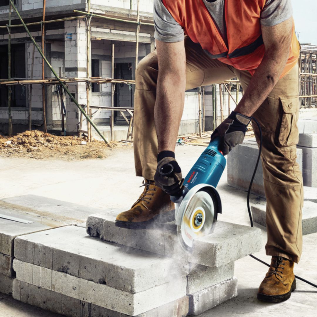 Bosch Professional Angle Grinder 2 200W | GWS 2200-230