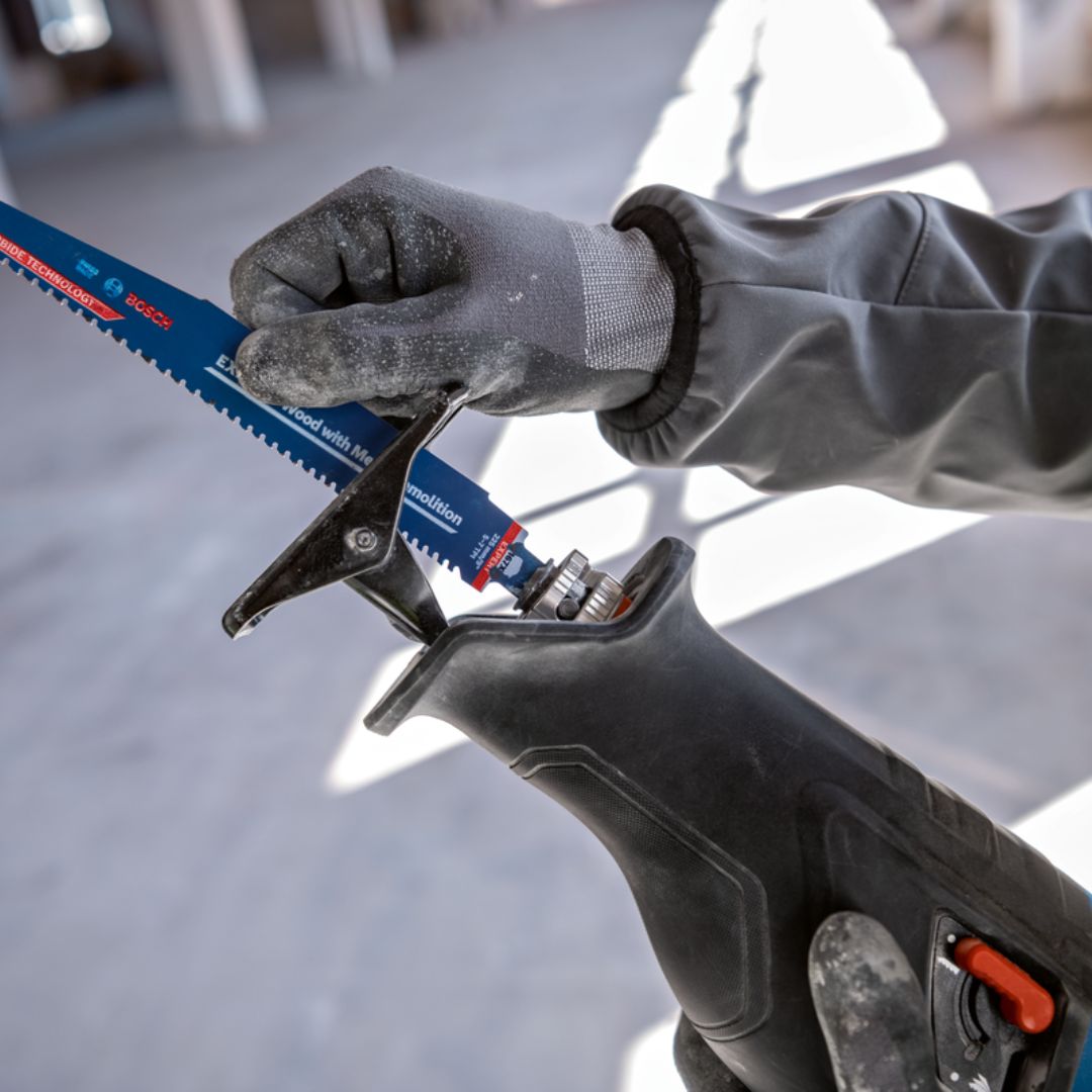 Bosch Professional 18V Reciprocating Saw | GSA 185-LI