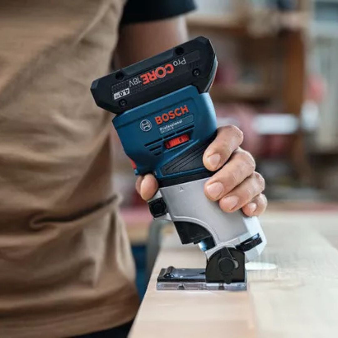 Bosch Professional 18V Palm Router | GKF 18V-8