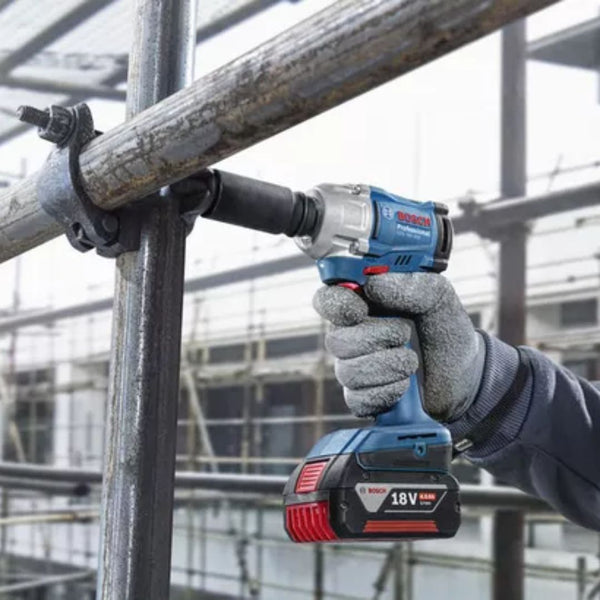 Bosch Professional 18V Impact Wrench Kit | GDS 18V-350