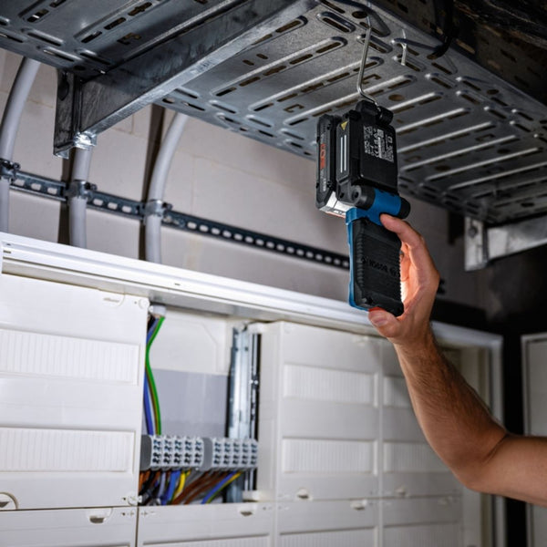 Bosch Professional 18V Pocket Light | GLI 18V-800