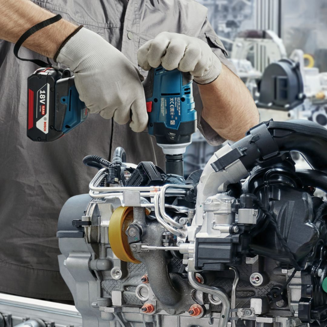 Bosch Professional Cordless Impact Wrench 400Nm