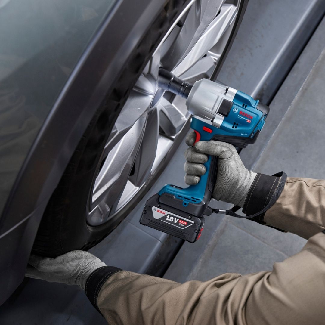 Bosch Professional 18V Impact Wrench Kit | GDS 18V-780