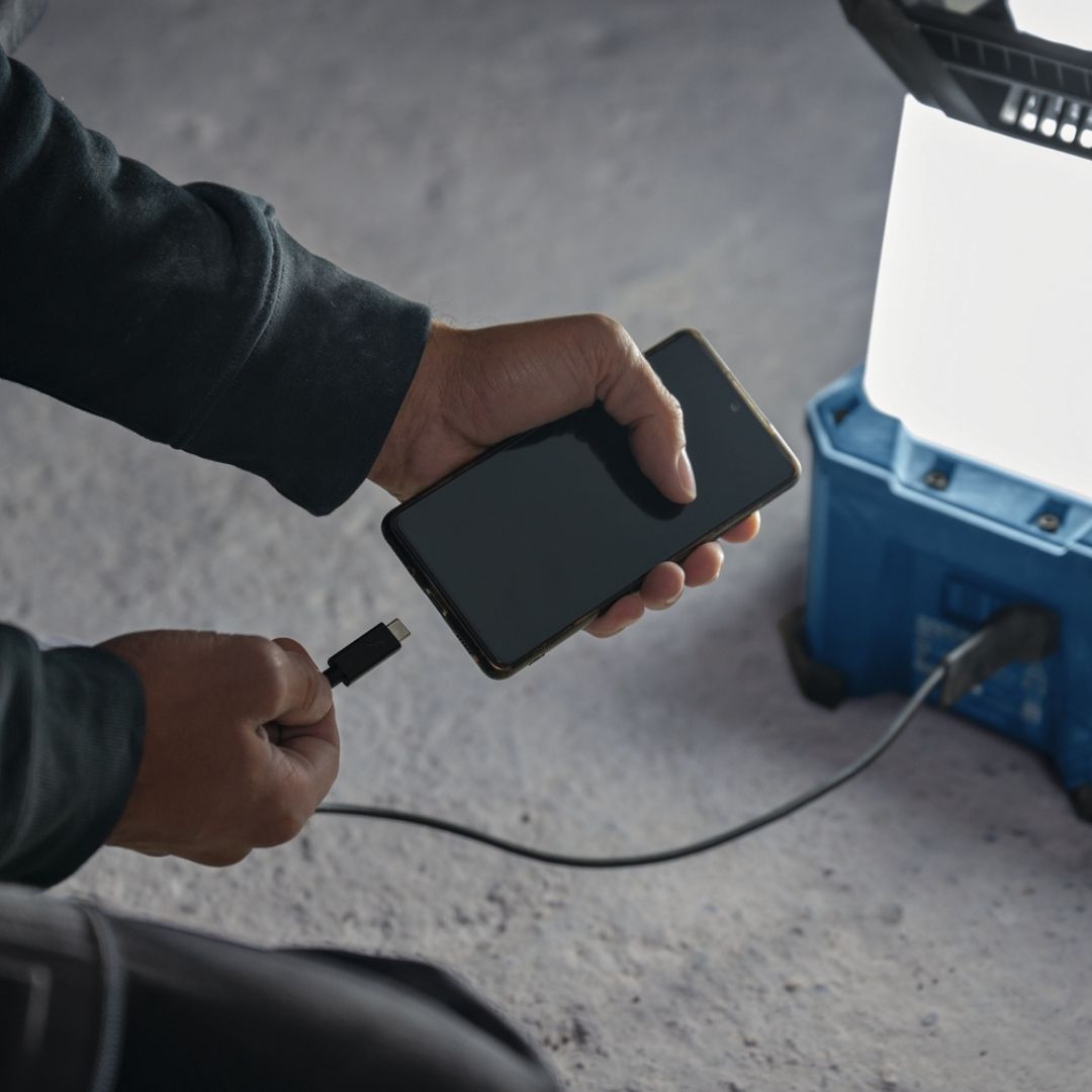 Bosch Professional Cordless Work Light | GLA 18VH-7500 | USB-C Output